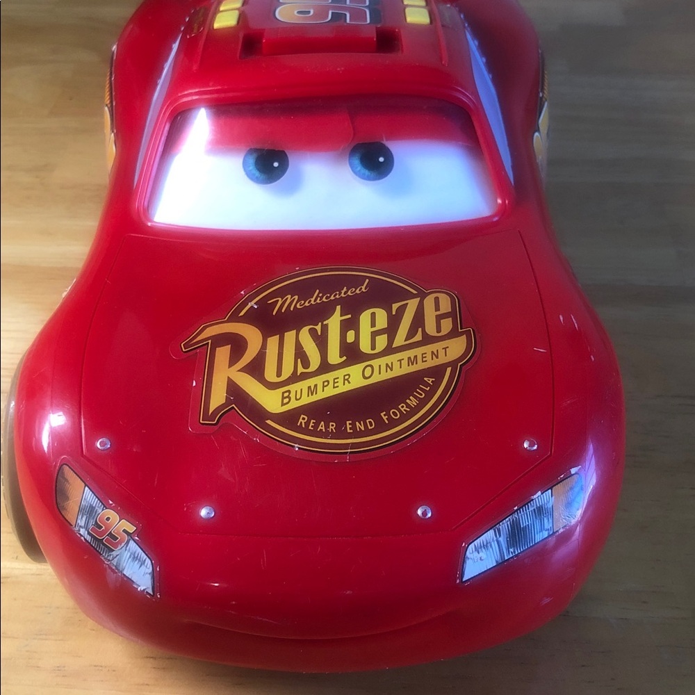 Rare Y2k Red plastic diecast 95Lightning McQueen Toy Car - Picture 2 of 16